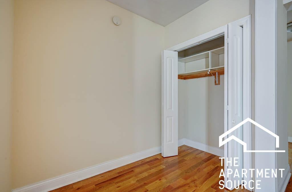 1347 N Dearborn St #605 - Photo 6 of 11