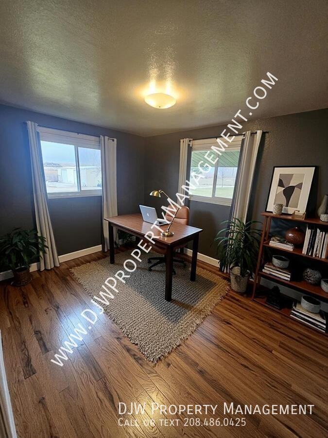 7196 Edna Ln - Photo 4 of 21