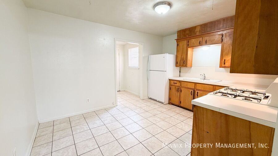 4612 4612 52nd St. - 4612 52nd St. #A - Photo 3 of 13