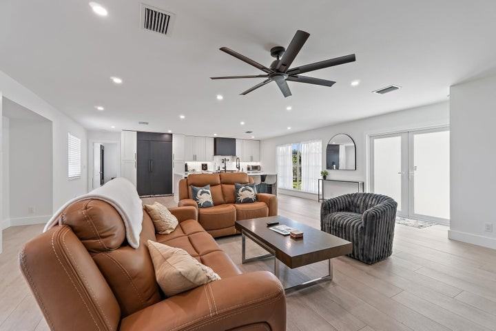 4193 Hyacinth Circle North - Photo 3 of 8