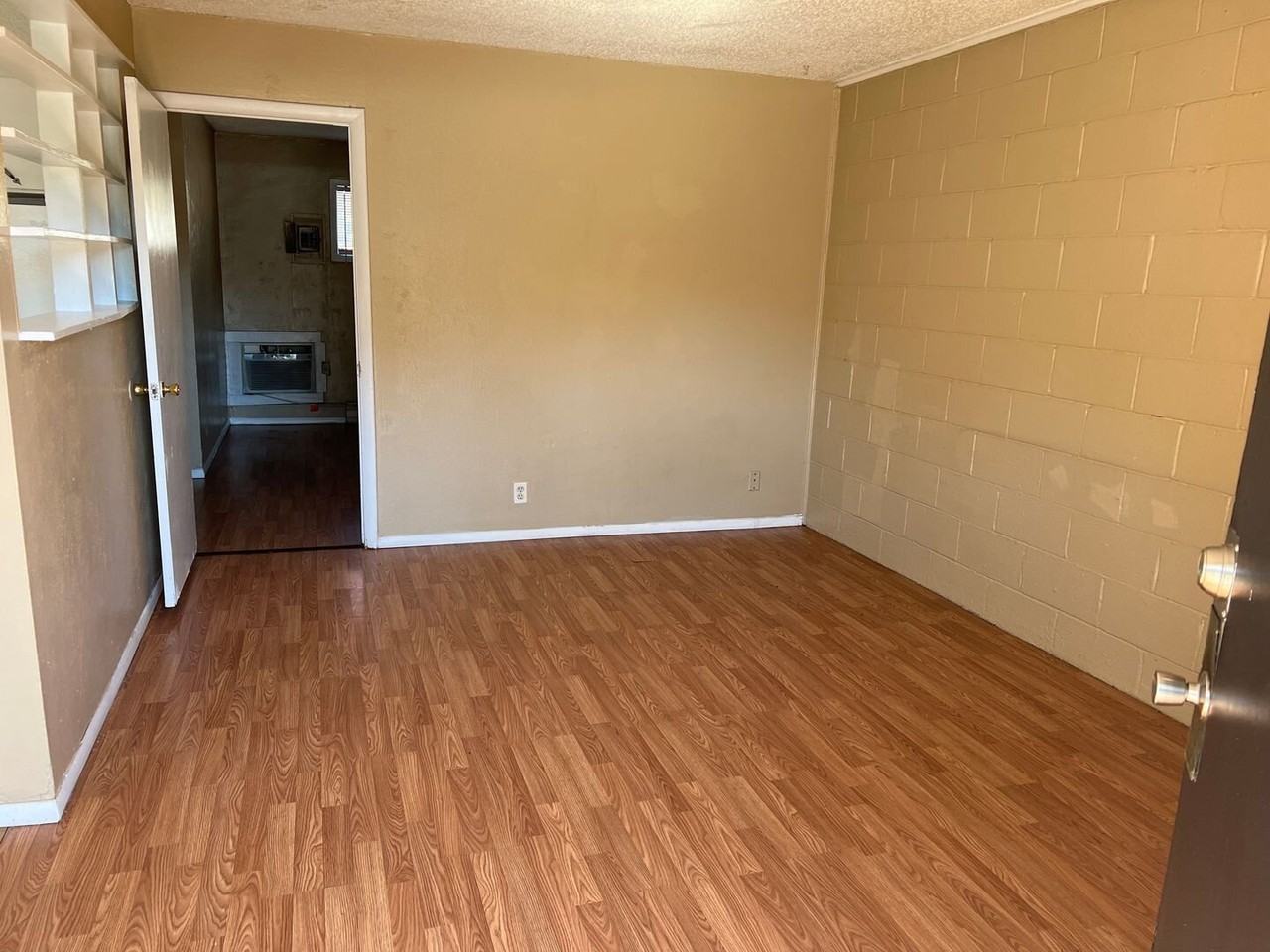 1200 Trimble Ave - Photo 2 of 8