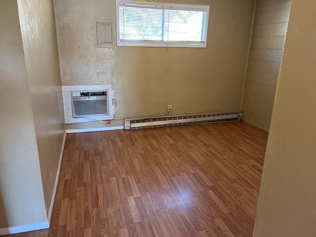 1200 Trimble Ave - Photo 6 of 8