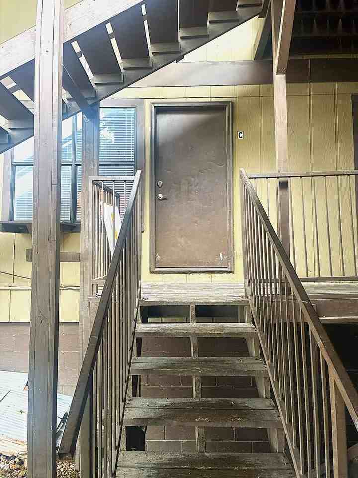 200 E Downing St - Photo 2 of 12