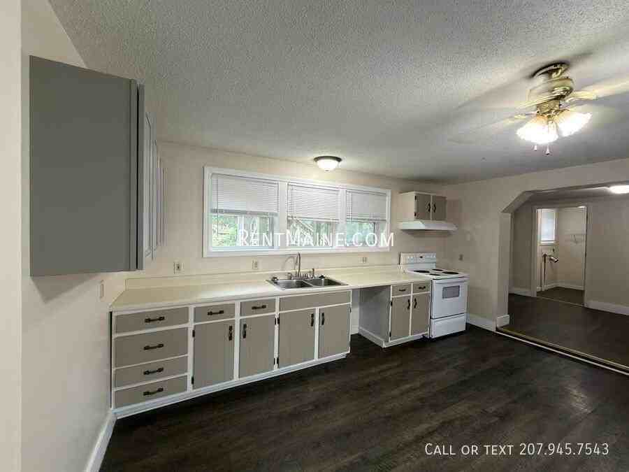 12 Spring St #1 - Photo 4 of 20