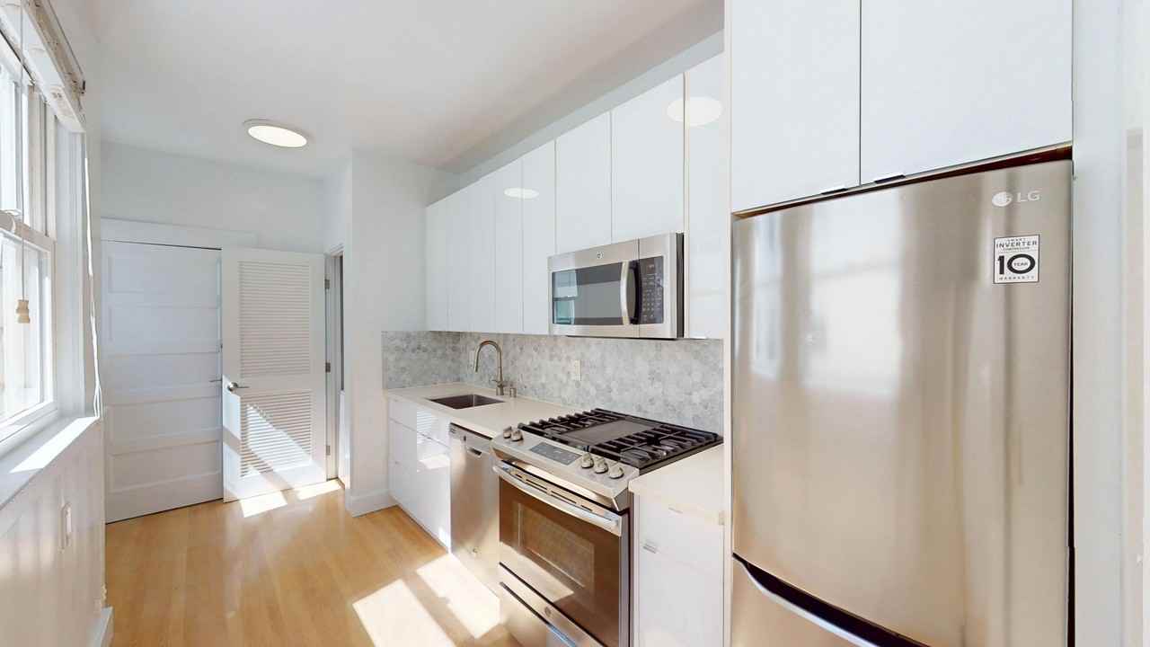 254 Ivy St #7 - Photo 6 of 9