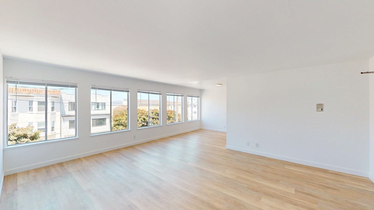 2525 Balboa St #201 - Photo 2 of 11