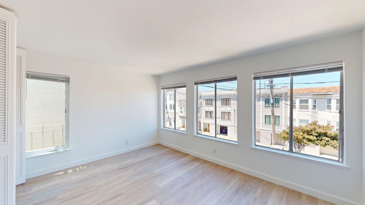 2525 Balboa St #201 - Photo 5 of 11