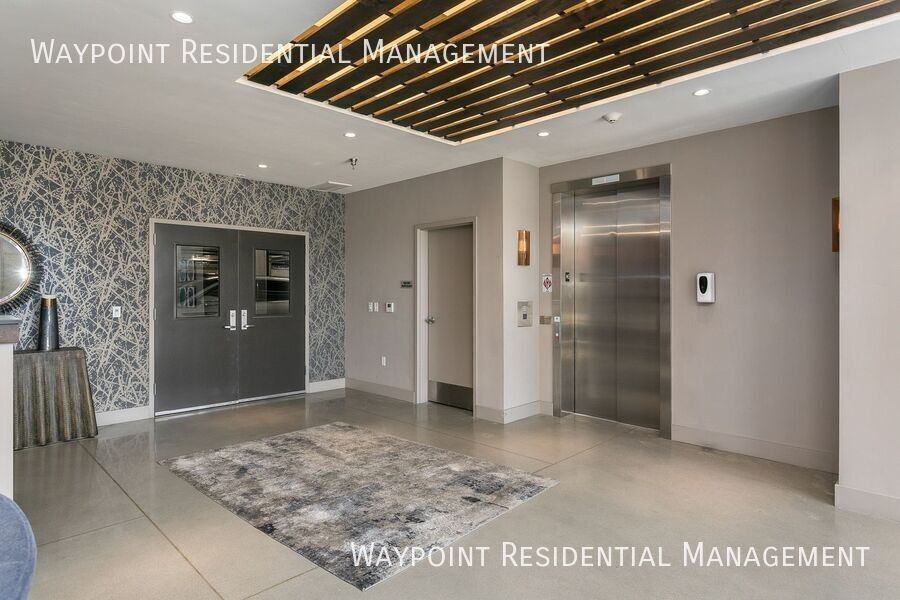 611 S 8th St #601 - Photo 5 of 43