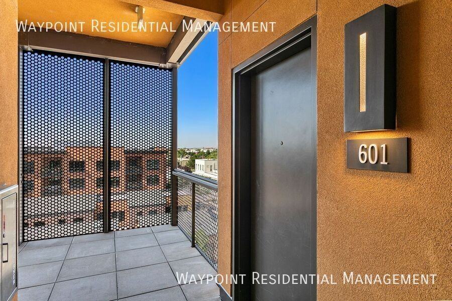 611 S 8th St #601 - Photo 6 of 43