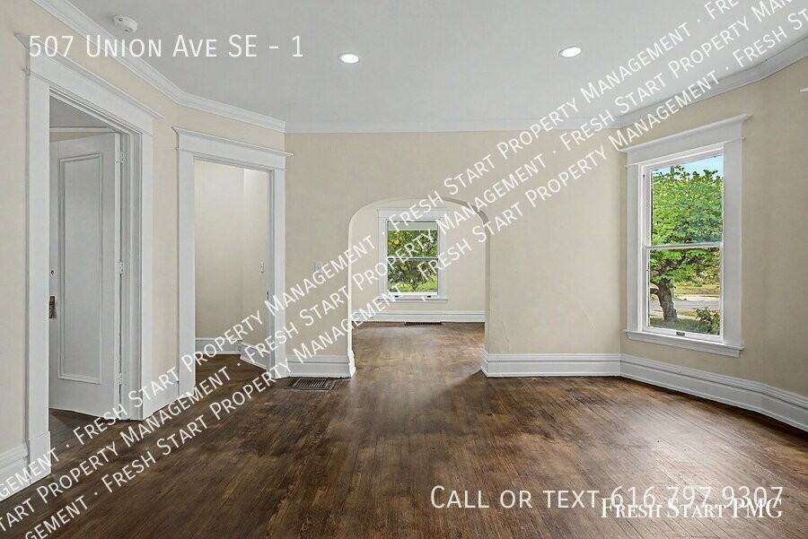 507 Union Ave Se #1 - Photo 3 of 21
