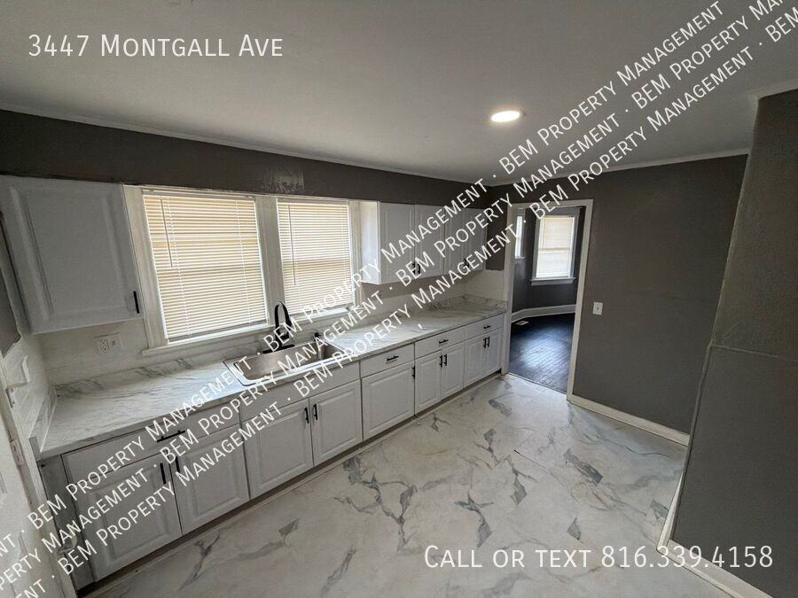 3447 Montgall Ave - Photo 2 of 8