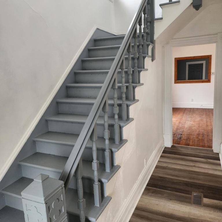 1131 S High Ave - Photo 2 of 14