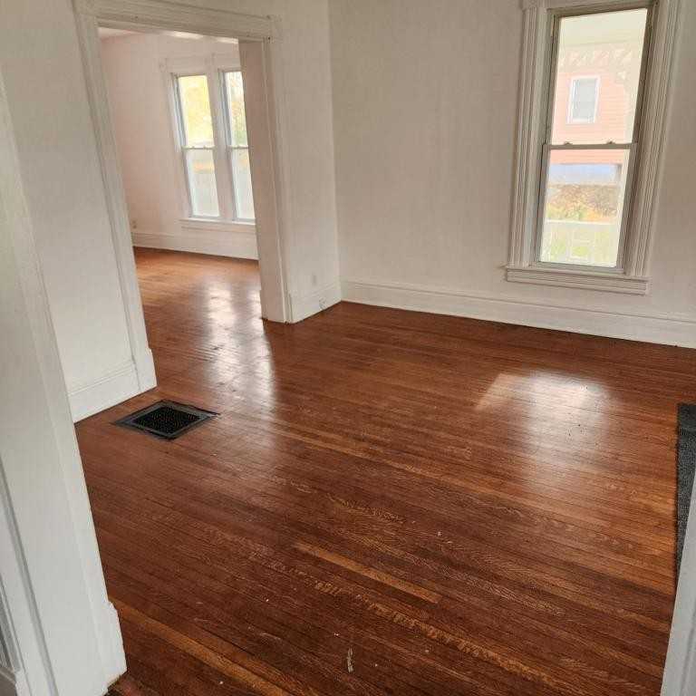 1131 S High Ave - Photo 3 of 14