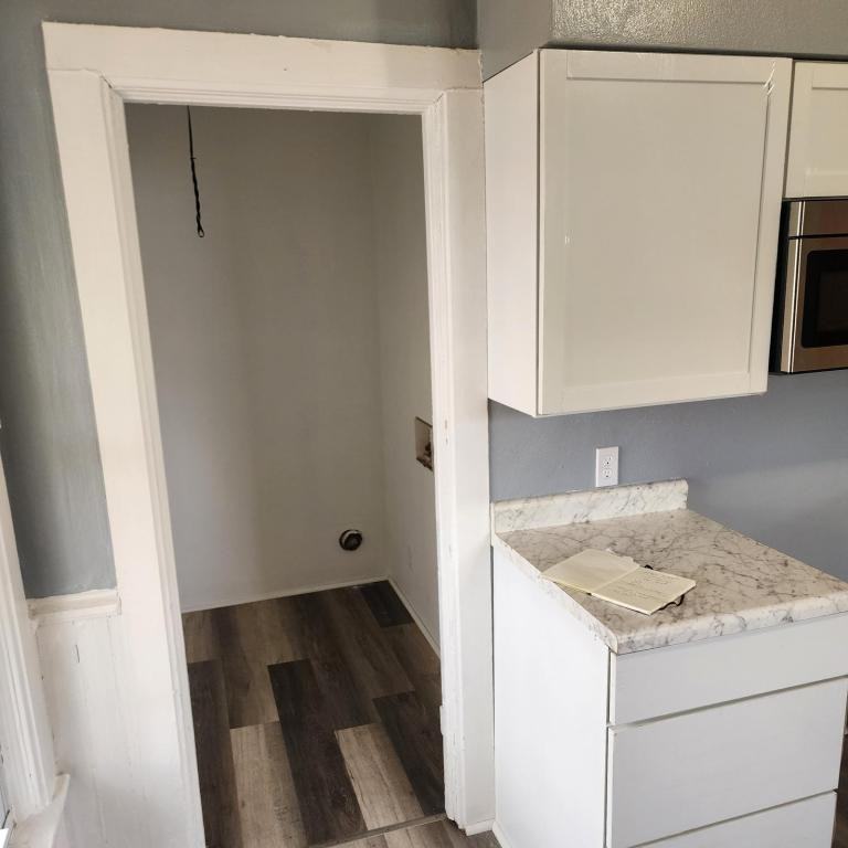 1131 S High Ave - Photo 7 of 14