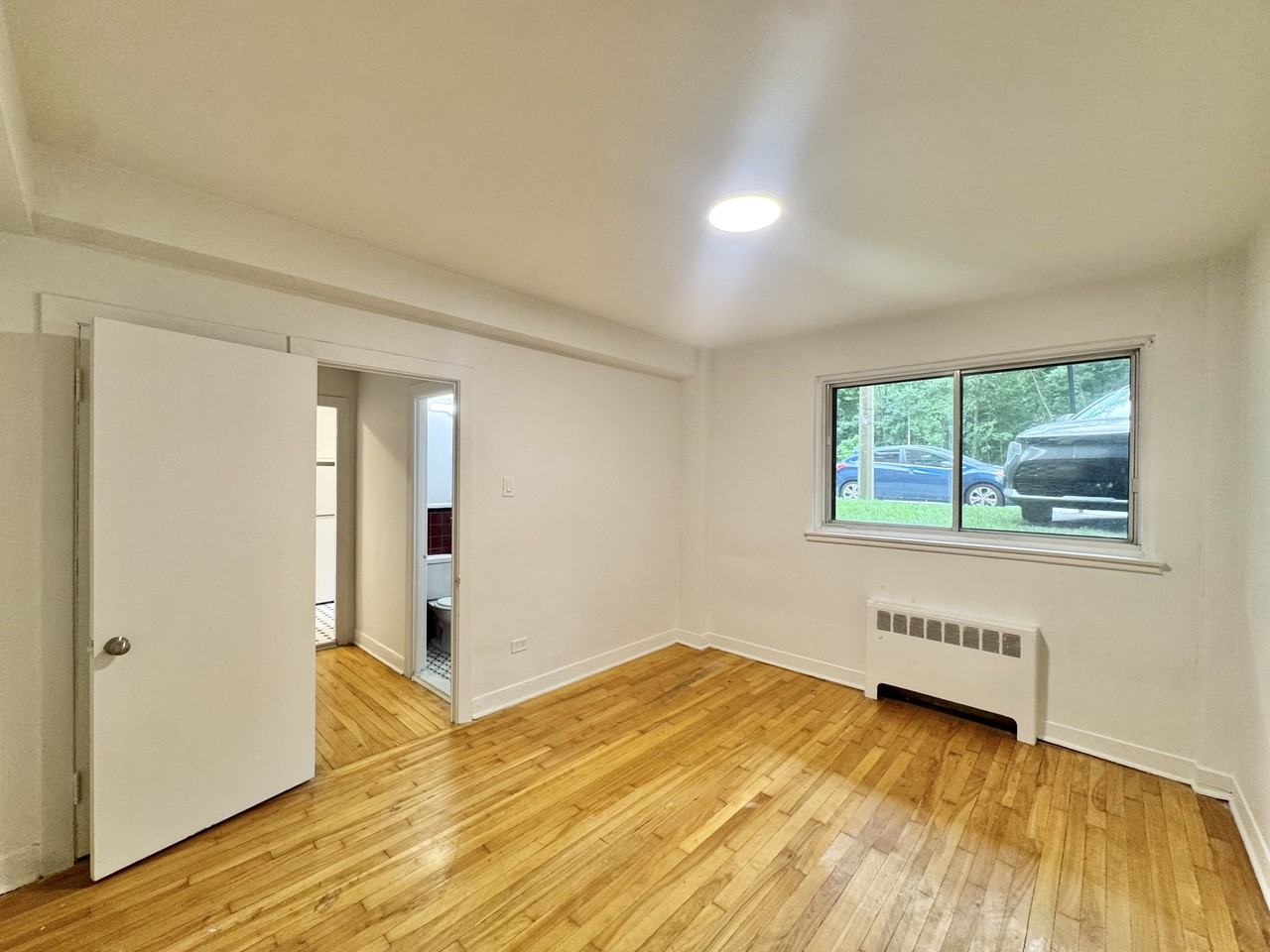 2505 Boulevard Édouard-Montpetit - Photo 5 of 10