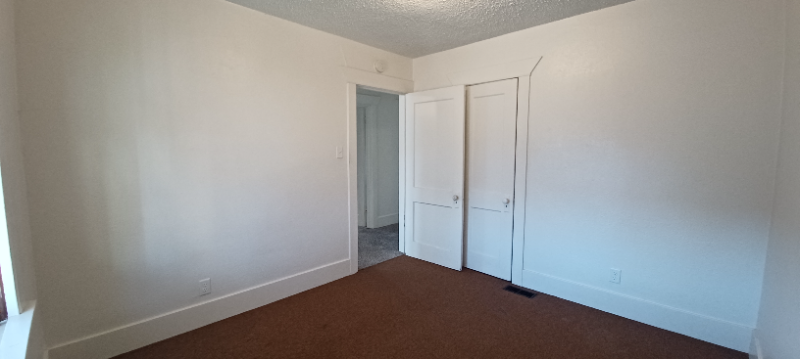 434 S Grant St - Photo 6 of 11