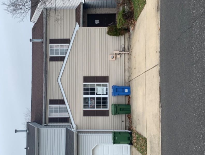 65 Windsor Mews - Photo 3 of 9