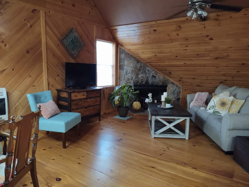 135 Shady Oak Ln #1A - Photo 2 of 13