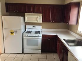 427 Fox Hills Dr N - Photo 1 of 1