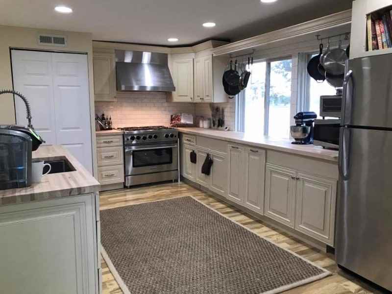 41305 N Bayside Dr - Photo 3 of 11