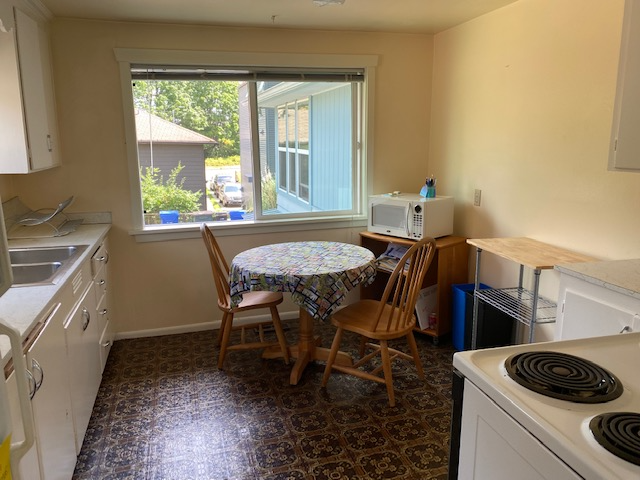 4226 27th Ave W - Photo 2 of 11