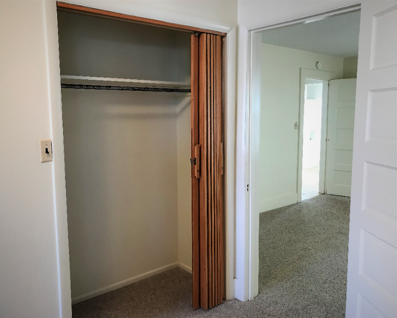 1317 Walnut St - Photo 7 of 30