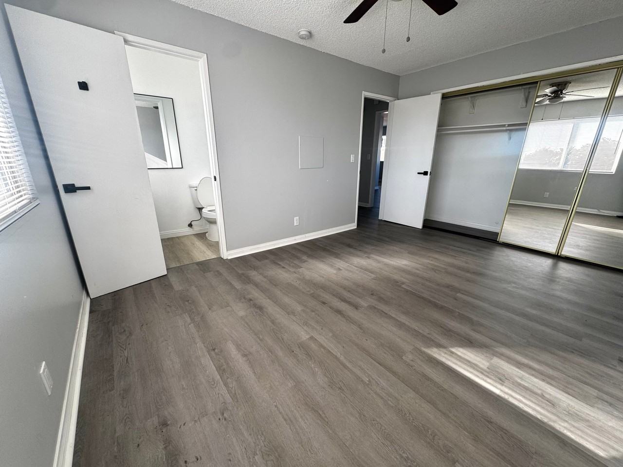 317 E Hazel St #O - Photo 4 of 11