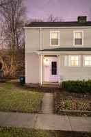 featured image of 11 Foxworth Ln