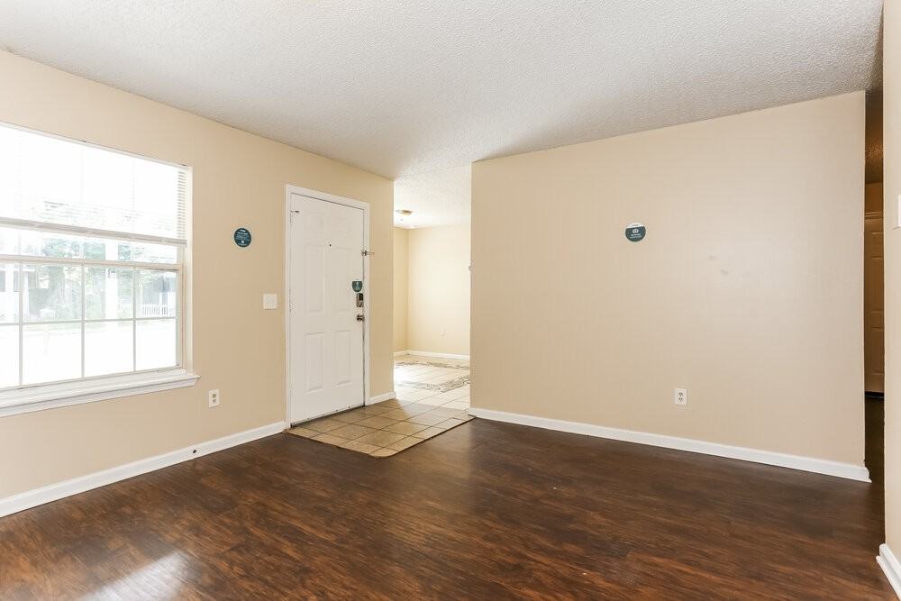 2409 Mcquade St - Photo 3 of 16