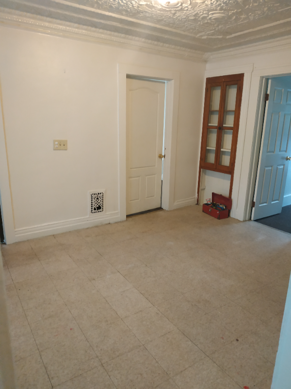 42 Lewis St - Photo 3 of 7