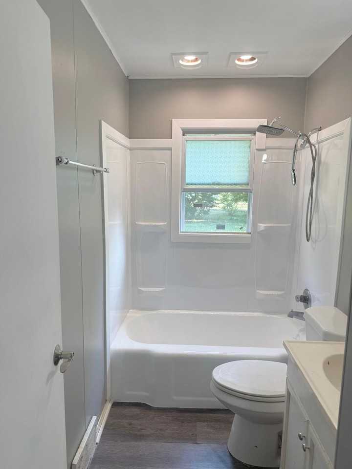 3153 W Mott Ave - Photo 6 of 10
