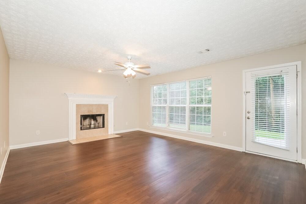 4142 Laurel Bend Ct - Photo 4 of 17