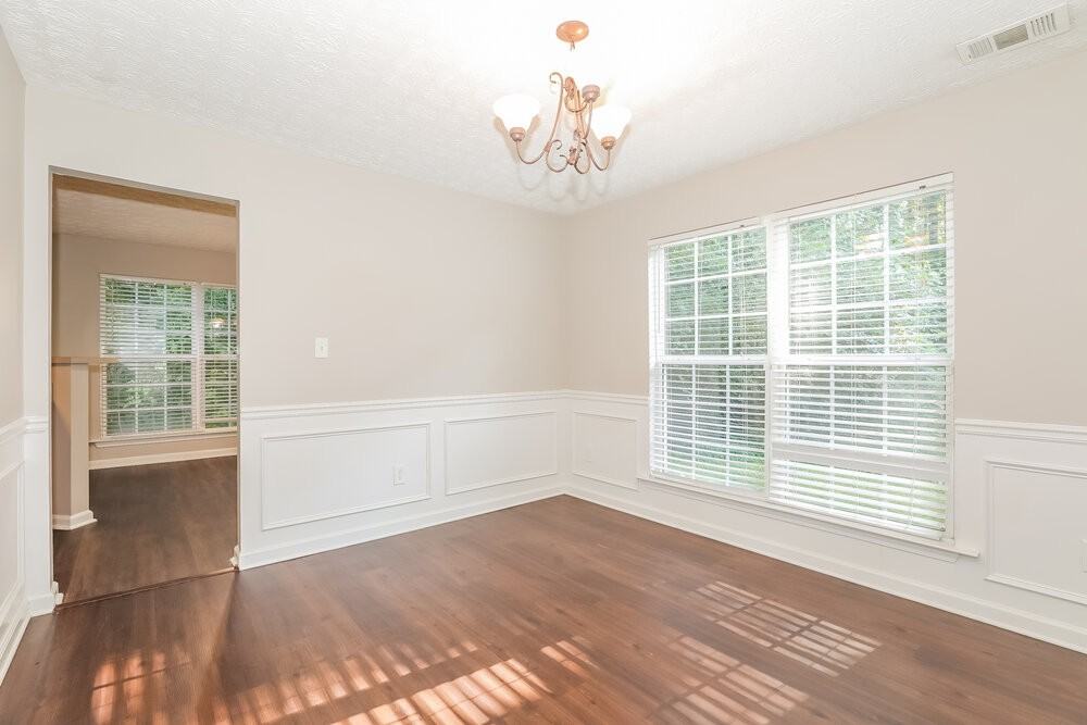 4142 Laurel Bend Ct - Photo 5 of 17