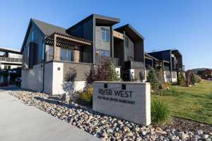 featured image of 930 Blue River Pkwy #3A