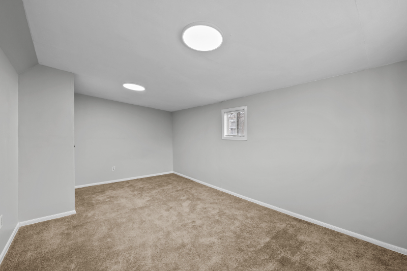 4570 1/2 W Center Ave - Photo 6 of 26