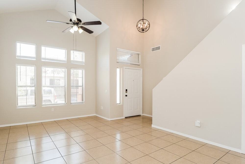 8930 E Capri Ave - Photo 6 of 17