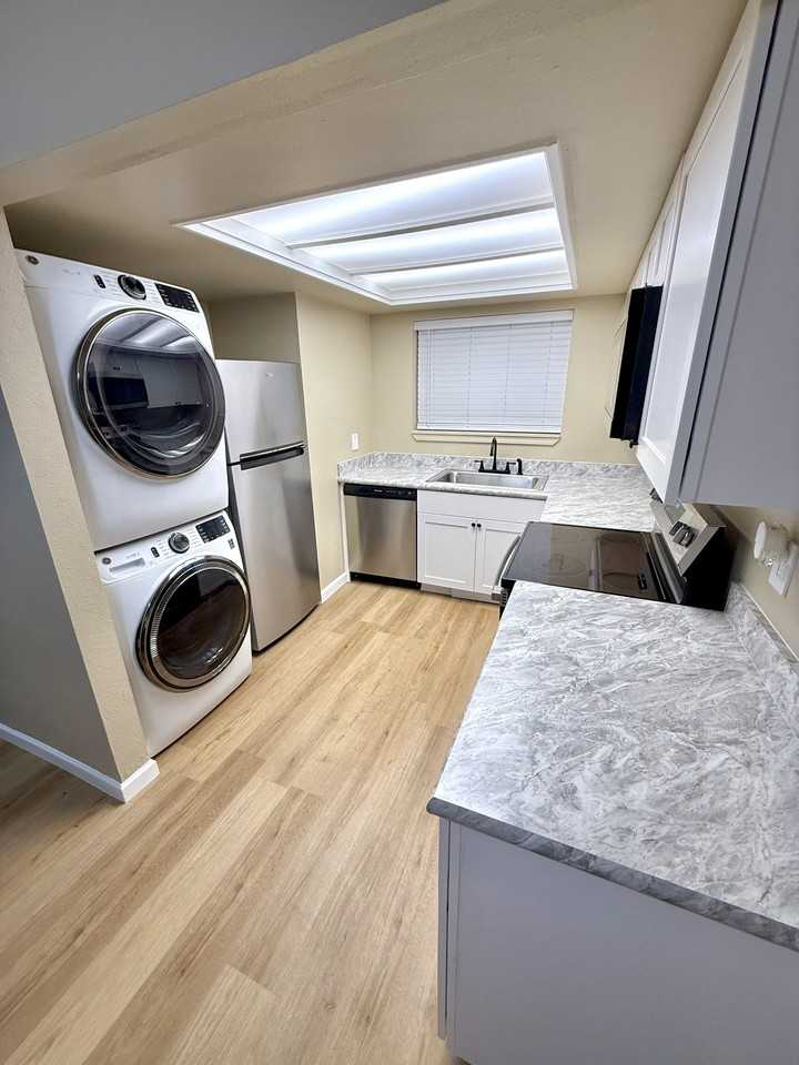 4320 S Cedar St #4320 - Photo 5 of 12