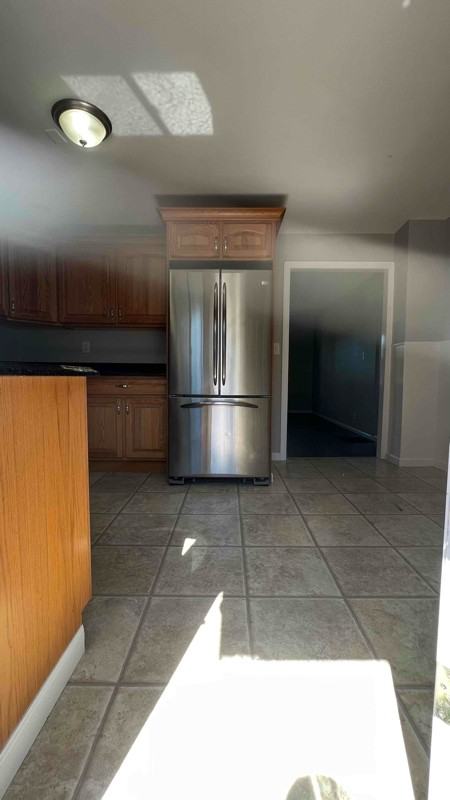 15 Dupont Pl - Photo 3 of 18