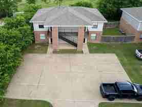 892 W Vanderbilt St #4D - Photo 1 of 1