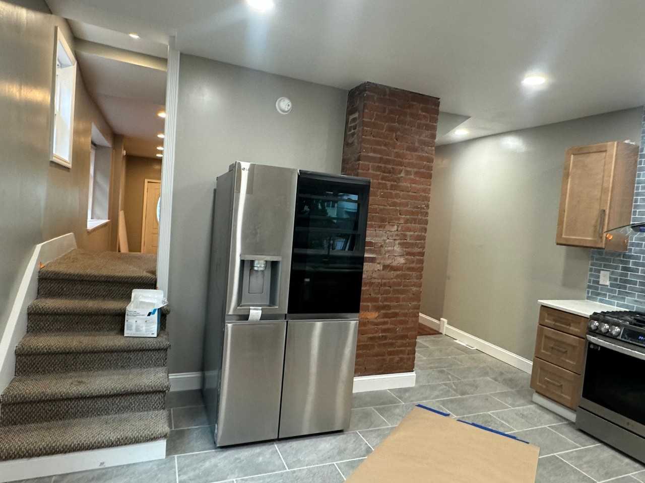 112 Sharpe St - Photo 4 of 17