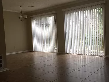 3811 Meadow Green Ct - Photo 3 of 15