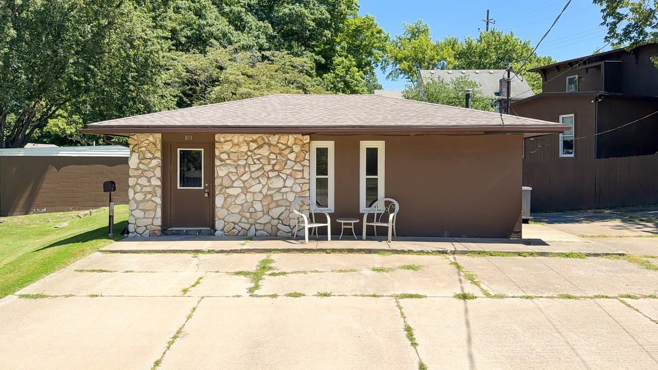 811 Marvin St #NA - Photo 2 of 23