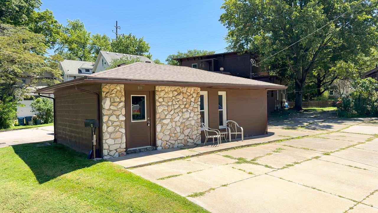 811 Marvin St #NA - Photo 3 of 23