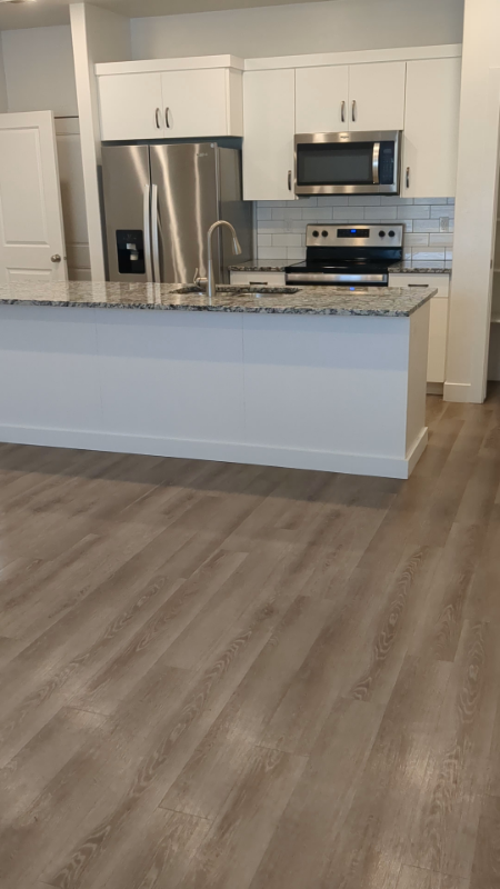 335 Se - Photo 4 of 22