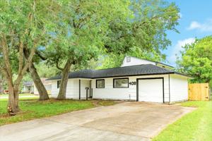 featured image of 408 Gardenia St