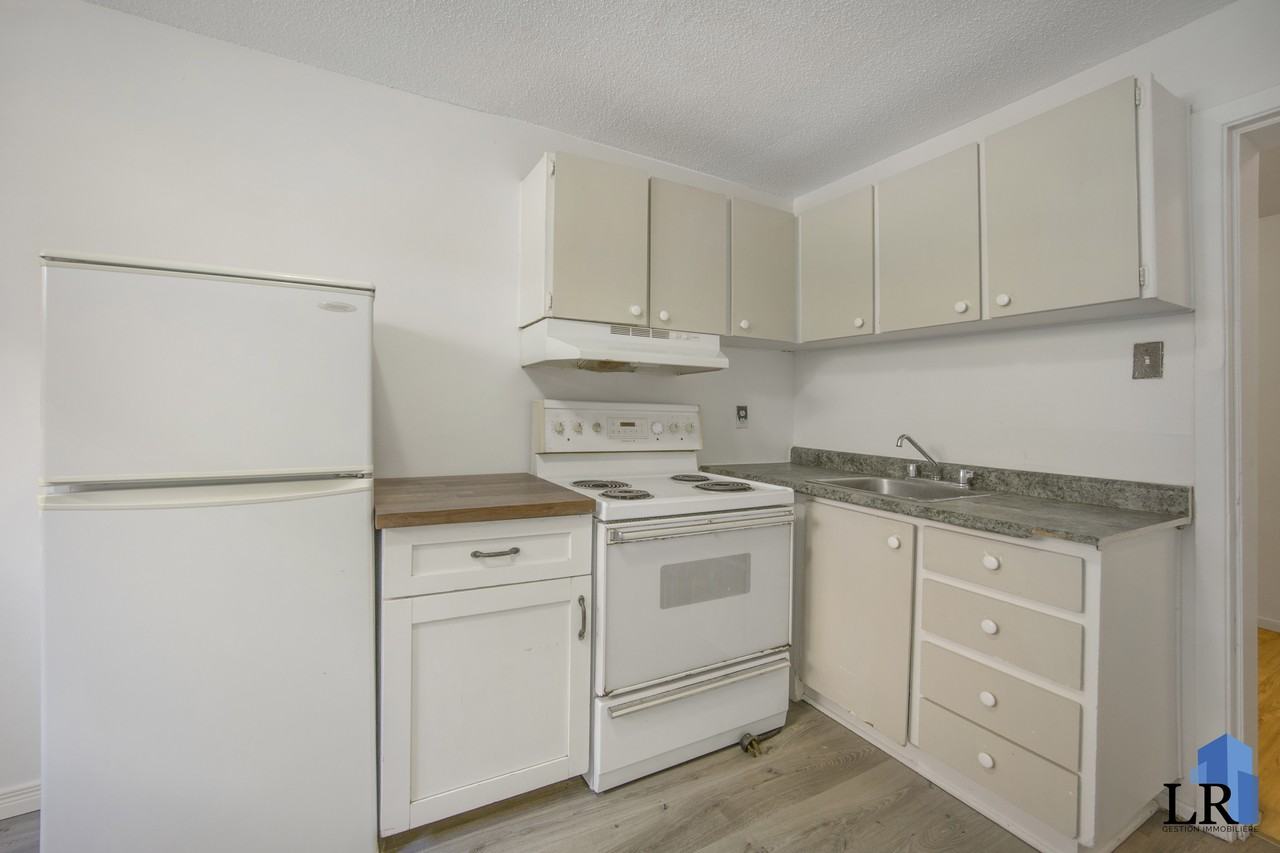 158 Rue Richer - Photo 2 of 10