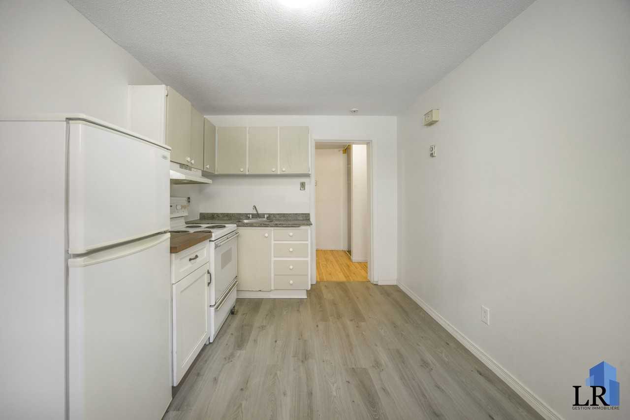 158 Rue Richer - Photo 3 of 10