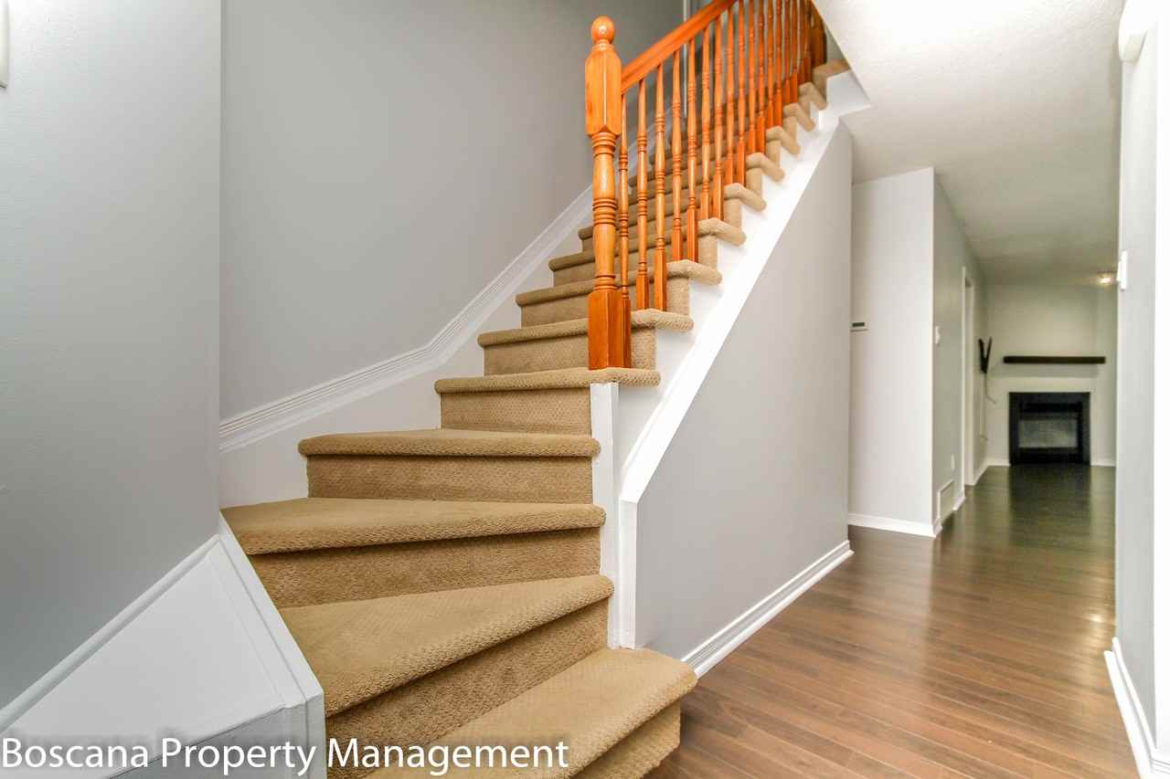 25 Wildpine Crt - Photo 3 of 20
