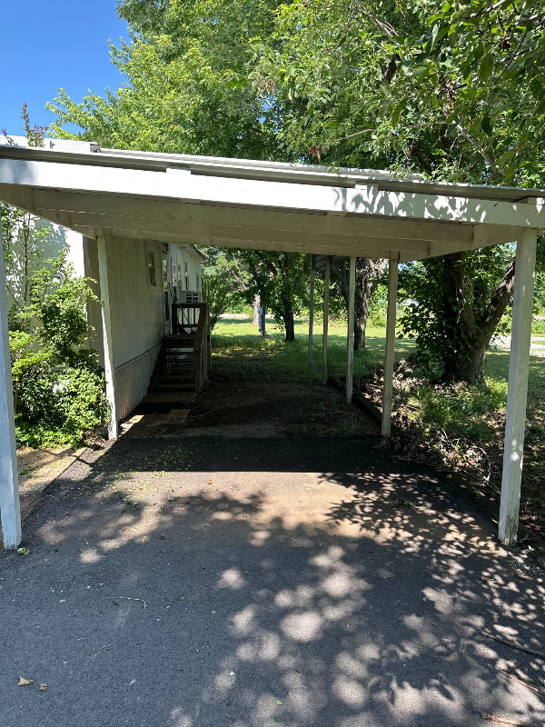 70 Palm Rd - Photo 5 of 31