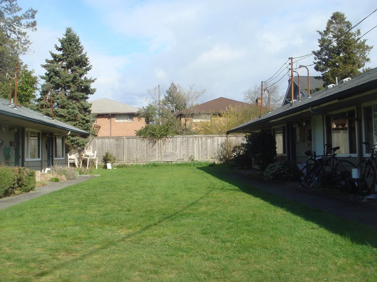 6538 Ravenna Ave Ne #1 - Photo 7 of 7